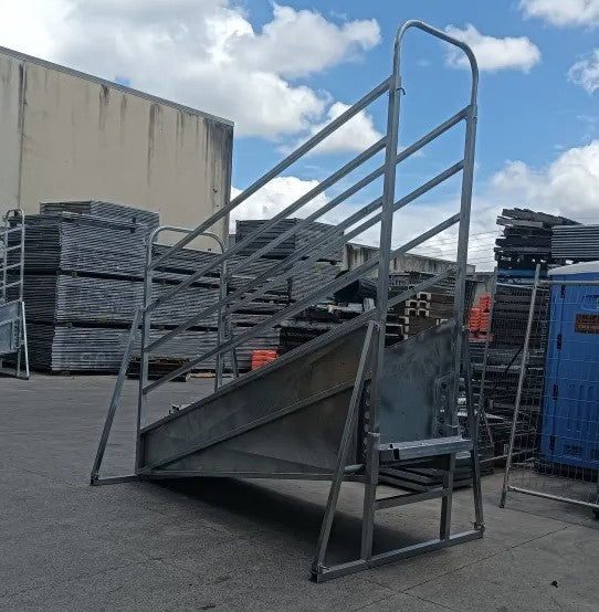 Ramp Loader for sale in Tiaro QLD