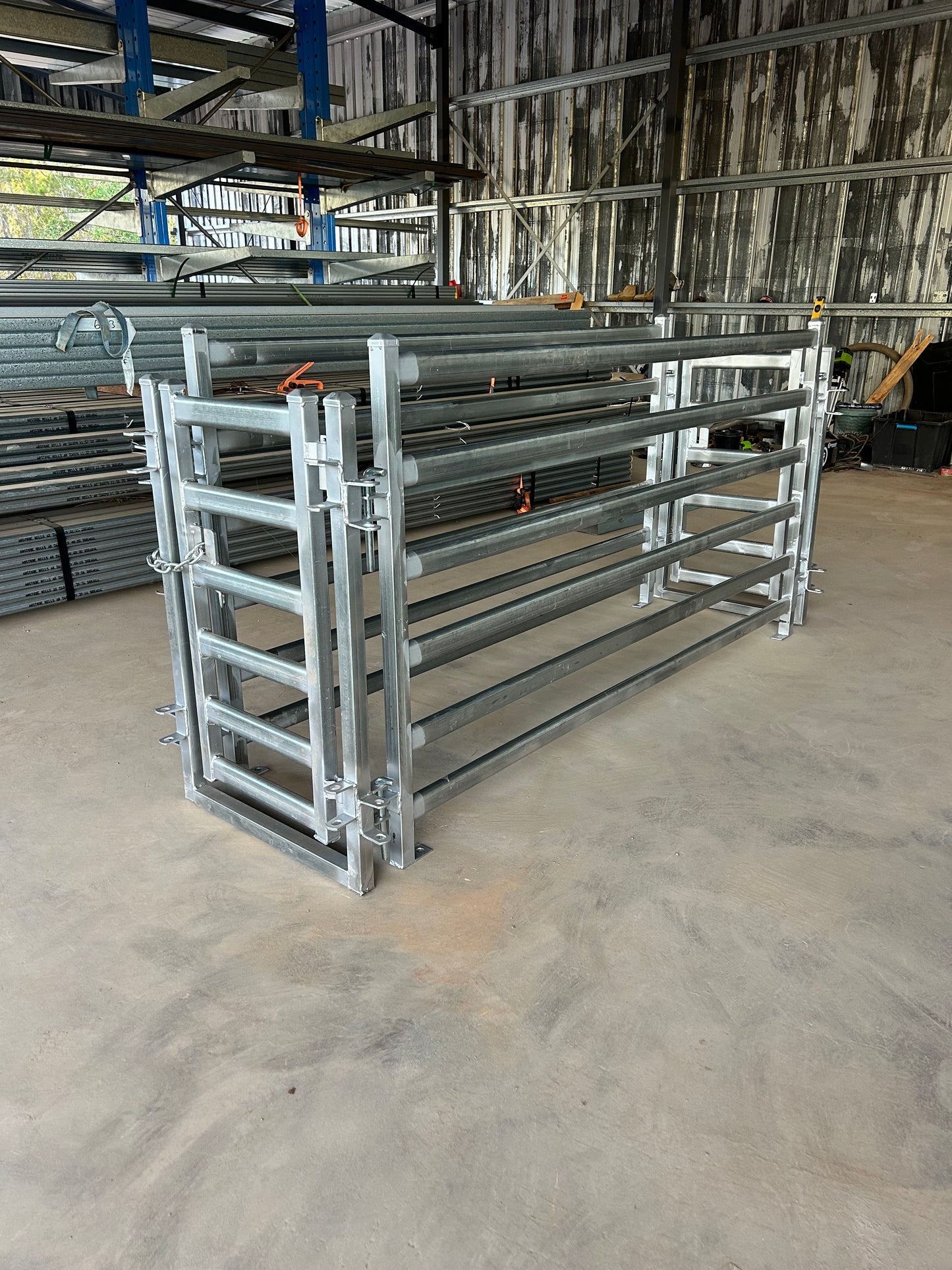 Small Sheep Race - 630mm L x 2310mm W x 1100mm H
