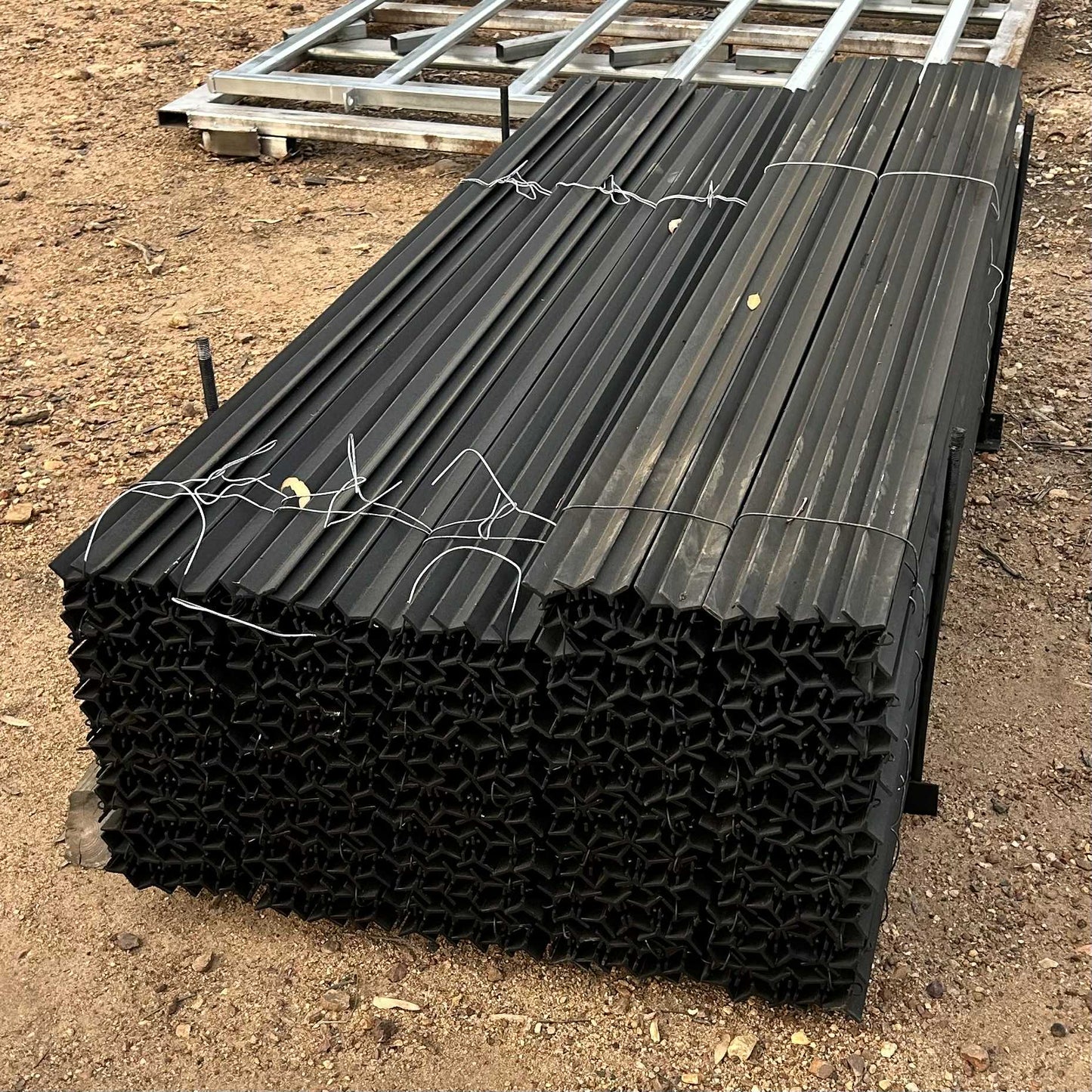 Black Star Pickets 1800mm Long